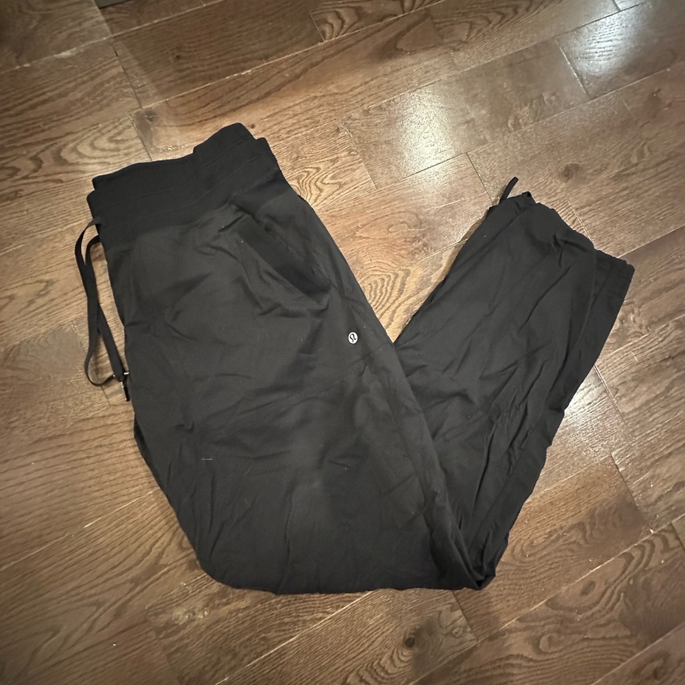 Lululemon dance studio pant